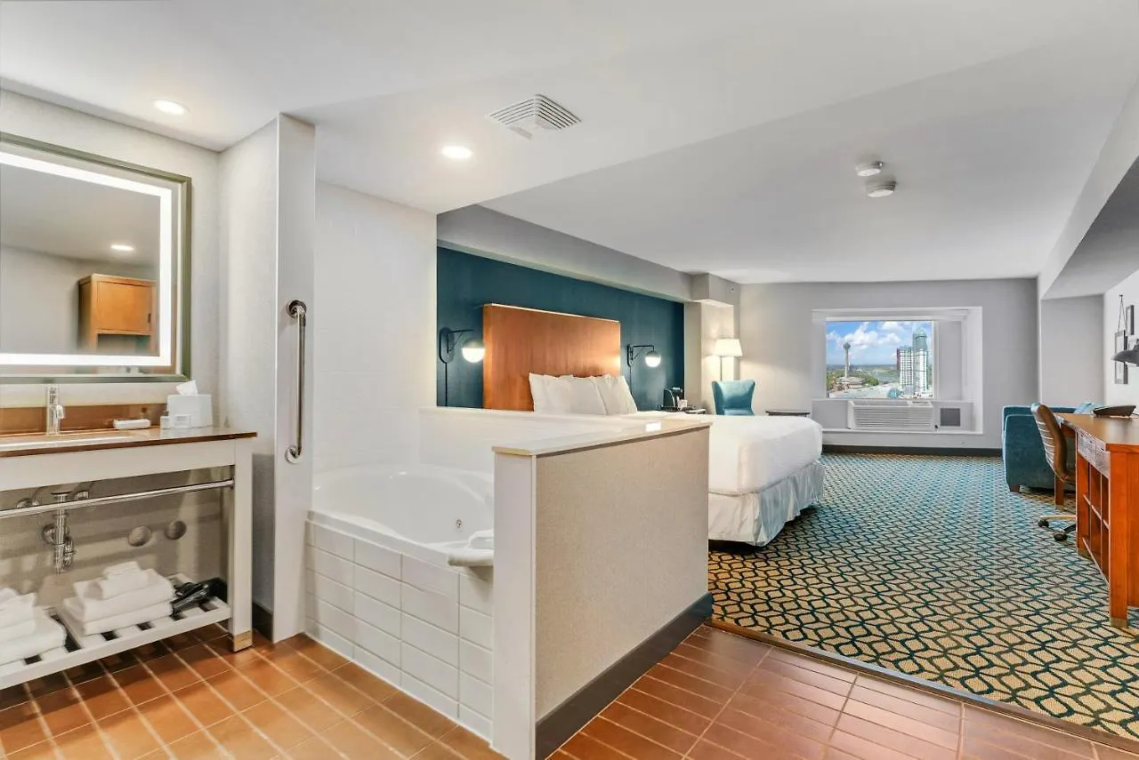 Wyndham Grand Fallsview Hotel Niagara Falls