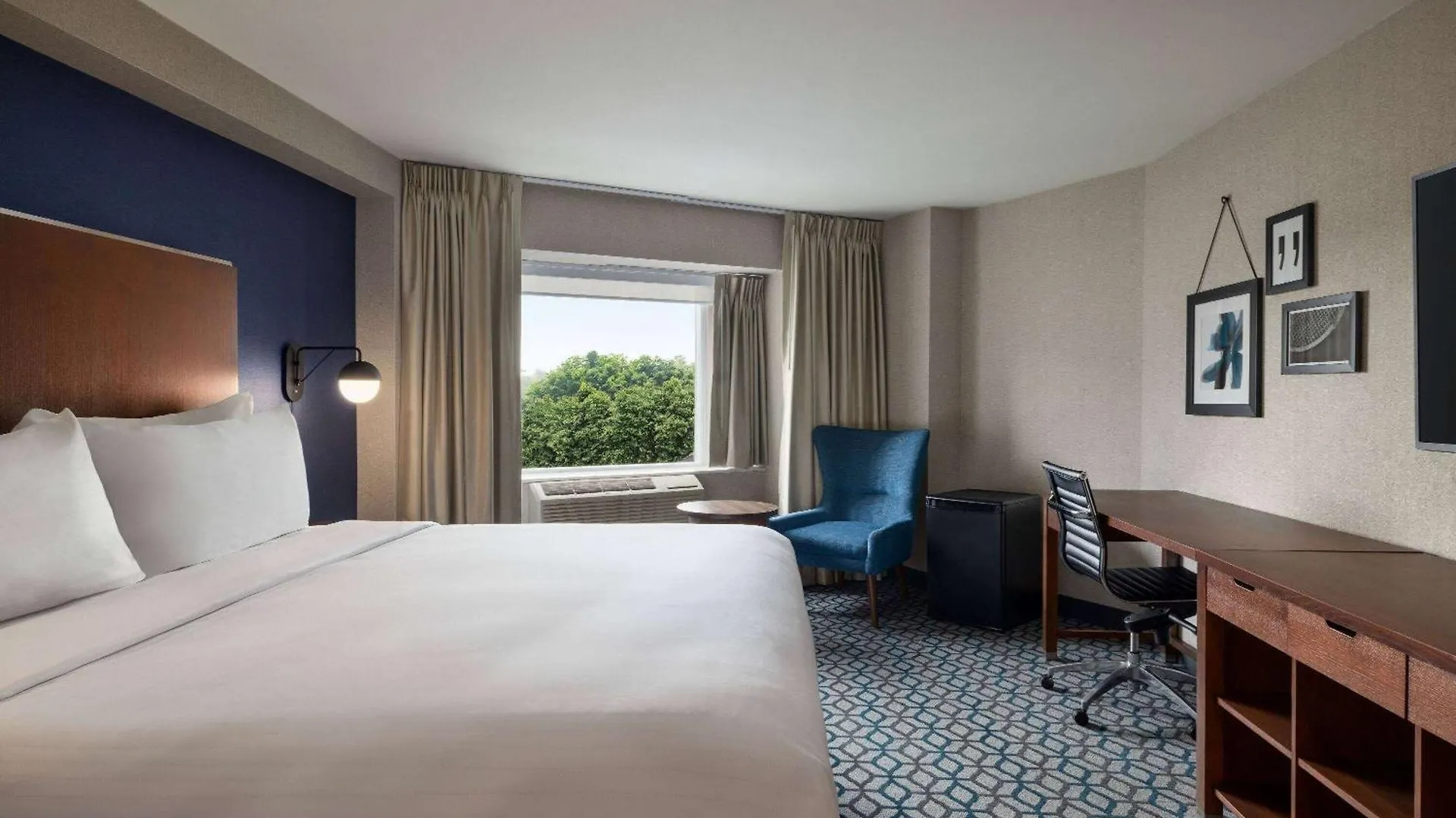 Wyndham Grand Fallsview Hotel Niagara Falls