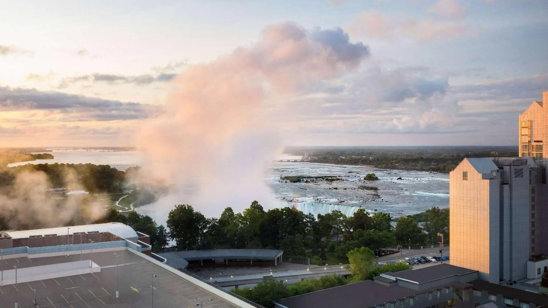 Wyndham Grand Fallsview Hotel Niagara Falls