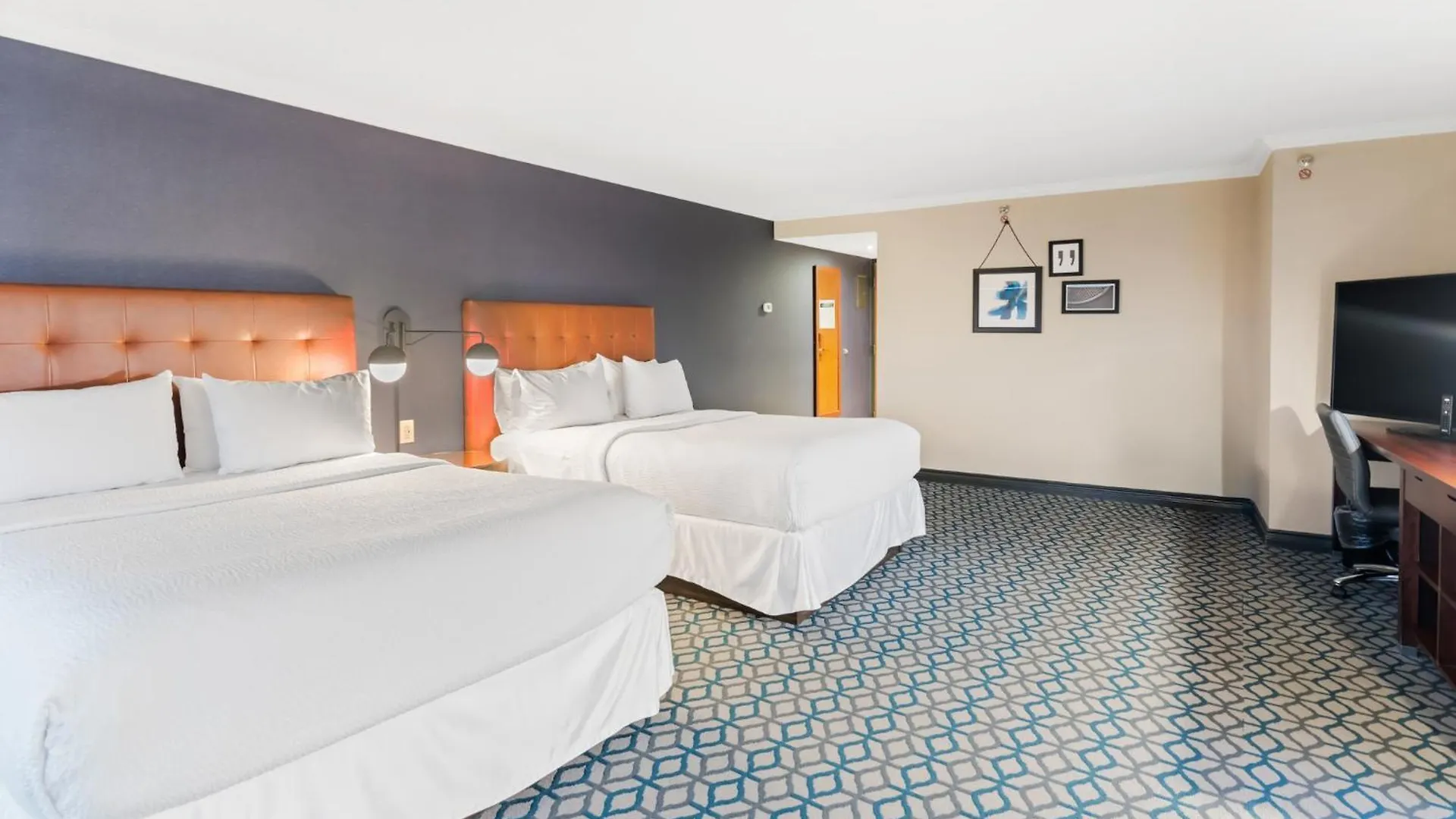 Wyndham Grand Fallsview Hotel Niagara Falls