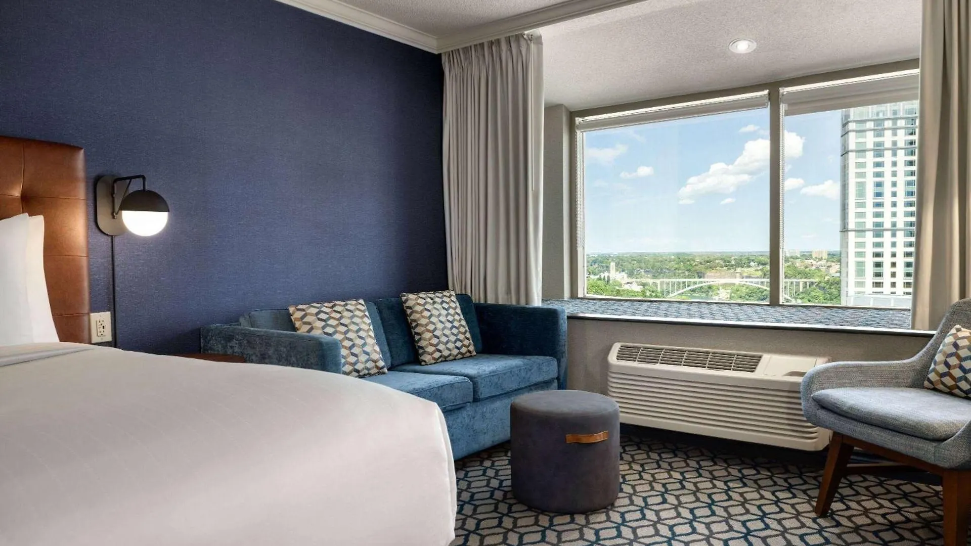 Wyndham Grand Fallsview Hotel Niagara Falls